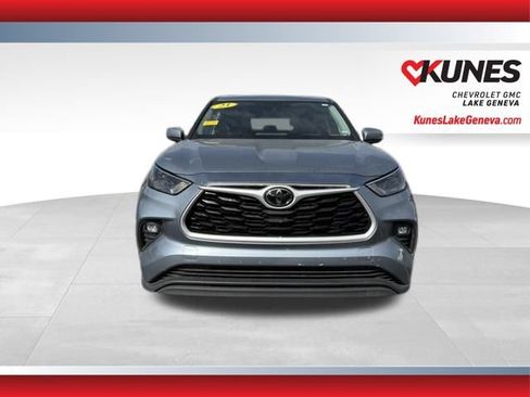 Used 2023 Toyota Highlander L image 13