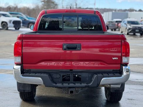 Used 2017 Toyota Tacoma TRD Off-Road w/ Tow Package image 4