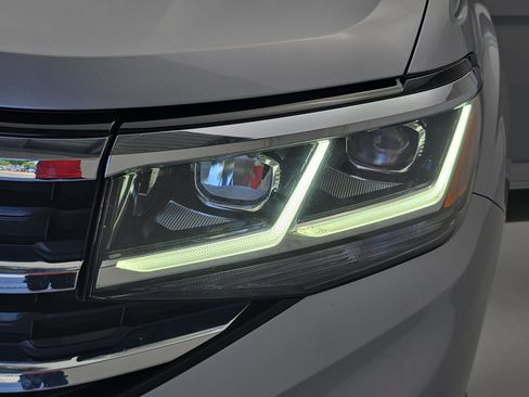 Used 2021 Volkswagen Atlas SEL AWD/4WD image 33