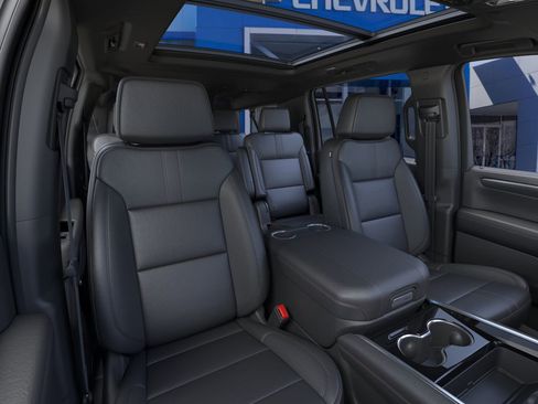 New 2026 Chevrolet Suburban RST w/ RST Capability Package image 18