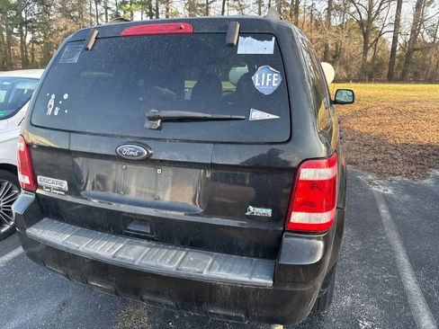 Used 2011 Ford Escape XLT w/ 203A Rapid Spec Order Code image 29