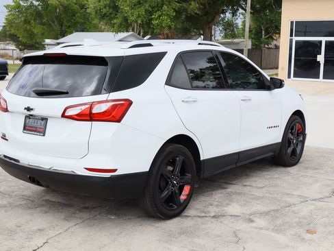 Used 2020 Chevrolet Equinox Premier w/ Premier Redline Edition FWD image 9