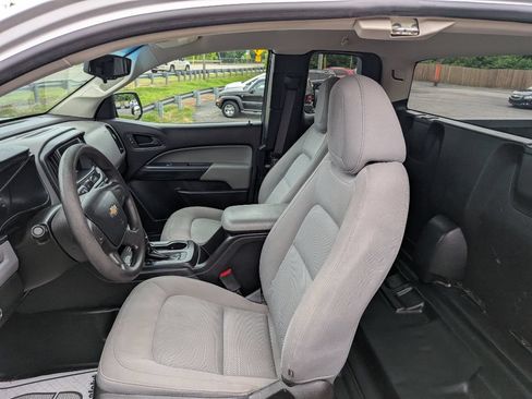 Used 2019 Chevrolet Colorado W/T RWD image 19