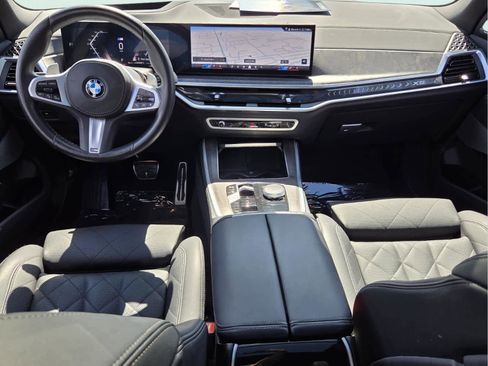 Certified 2025 BMW X5 xDrive40i AWD/4WD image 11