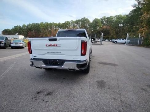 Used 2023 GMC Sierra 1500 SLT w/ SLT Premium Package image 4