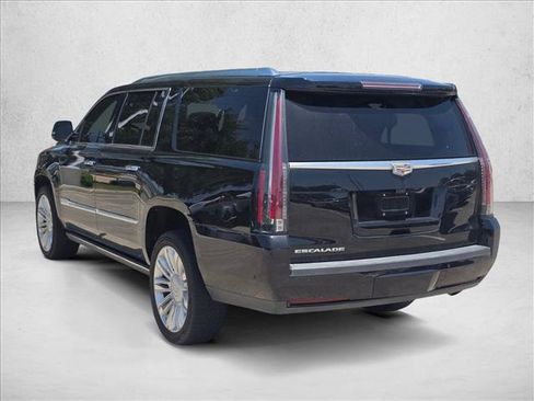 Used 2020 Cadillac Escalade ESV Platinum AWD/4WD image 7