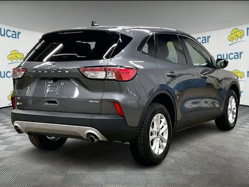 Used 2022 Ford Escape SE w/ Cold Weather Package AWD/4WD image 6