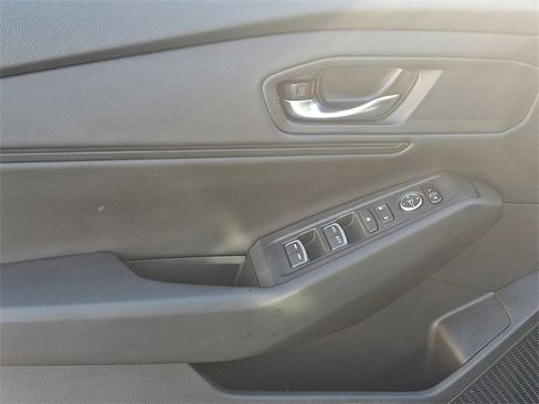 Certified 2023 Honda Accord EX image 12