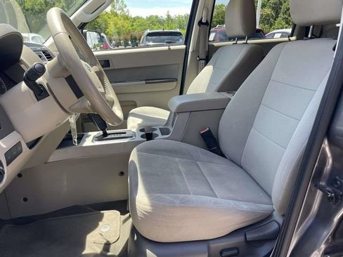 Used 2011 Ford Escape XLT FWD image 13
