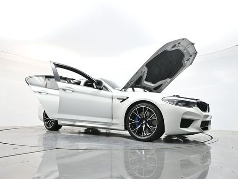 Used 2019 BMW M5 w/ Executive Package image 37