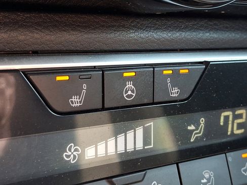 Used 2022 Nissan Sentra SV w/ All-Weather Package FWD image 26