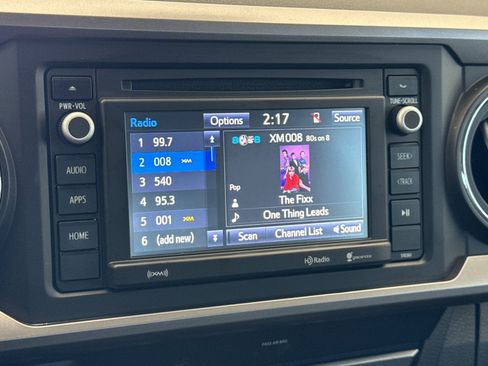 Used 2019 Toyota Tacoma SR5 RWD image 17
