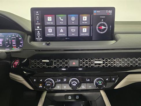 Used 2025 Honda Accord Touring image 32