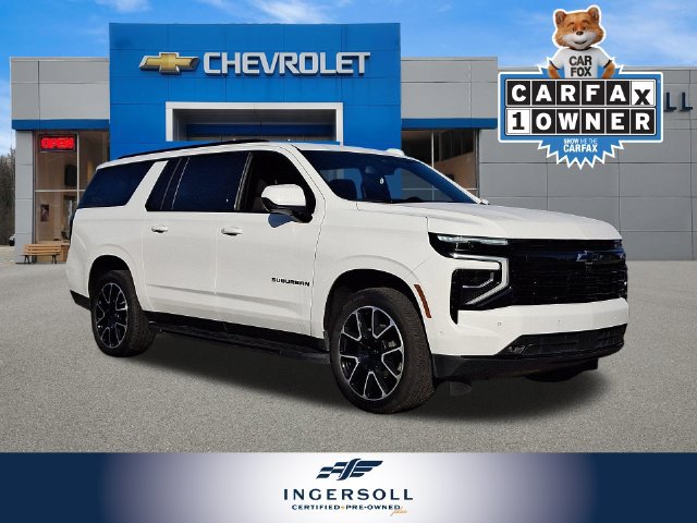 Used 2026 Chevrolet Suburban RST AWD/4WD image 1