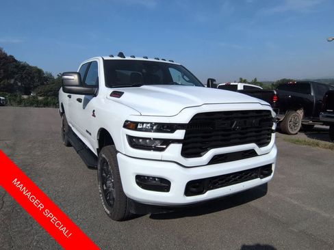 New 2026 RAM 2500 Big Horn AWD/4WD image 2