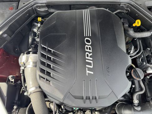 Used 2024 Genesis G70 3.3T Advanced image 22