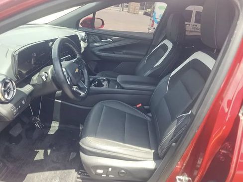 Used 2024 Chevrolet Blazer EV LT AWD/4WD image 3