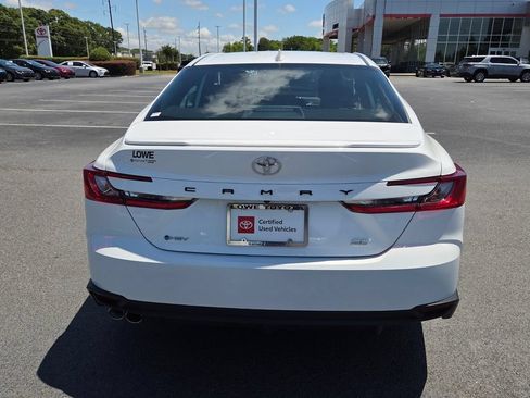 Certified 2025 Toyota Camry SE w/ Convenience Package FWD image 10