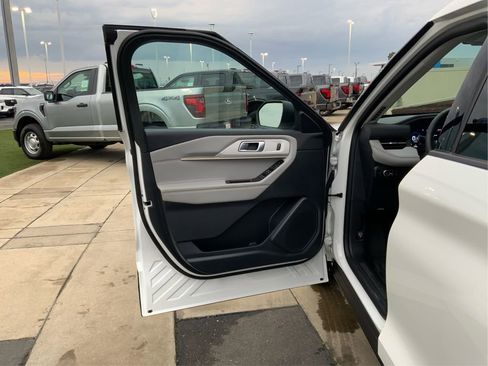 Used 2026 Ford Explorer Active w/ Active Comfort Package image 20