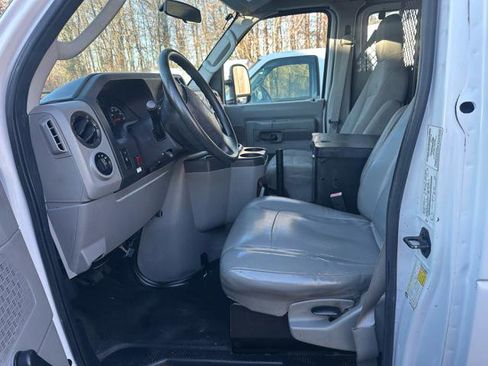 Used 2014 Ford E-150 and Econoline 150 image 35