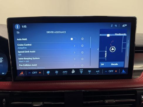 Used 2025 Lincoln Corsair Reserve w/ Equipment Group 202A image 13