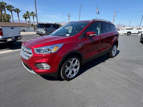 Used 2019 Ford Escape Titanium FWD image 7