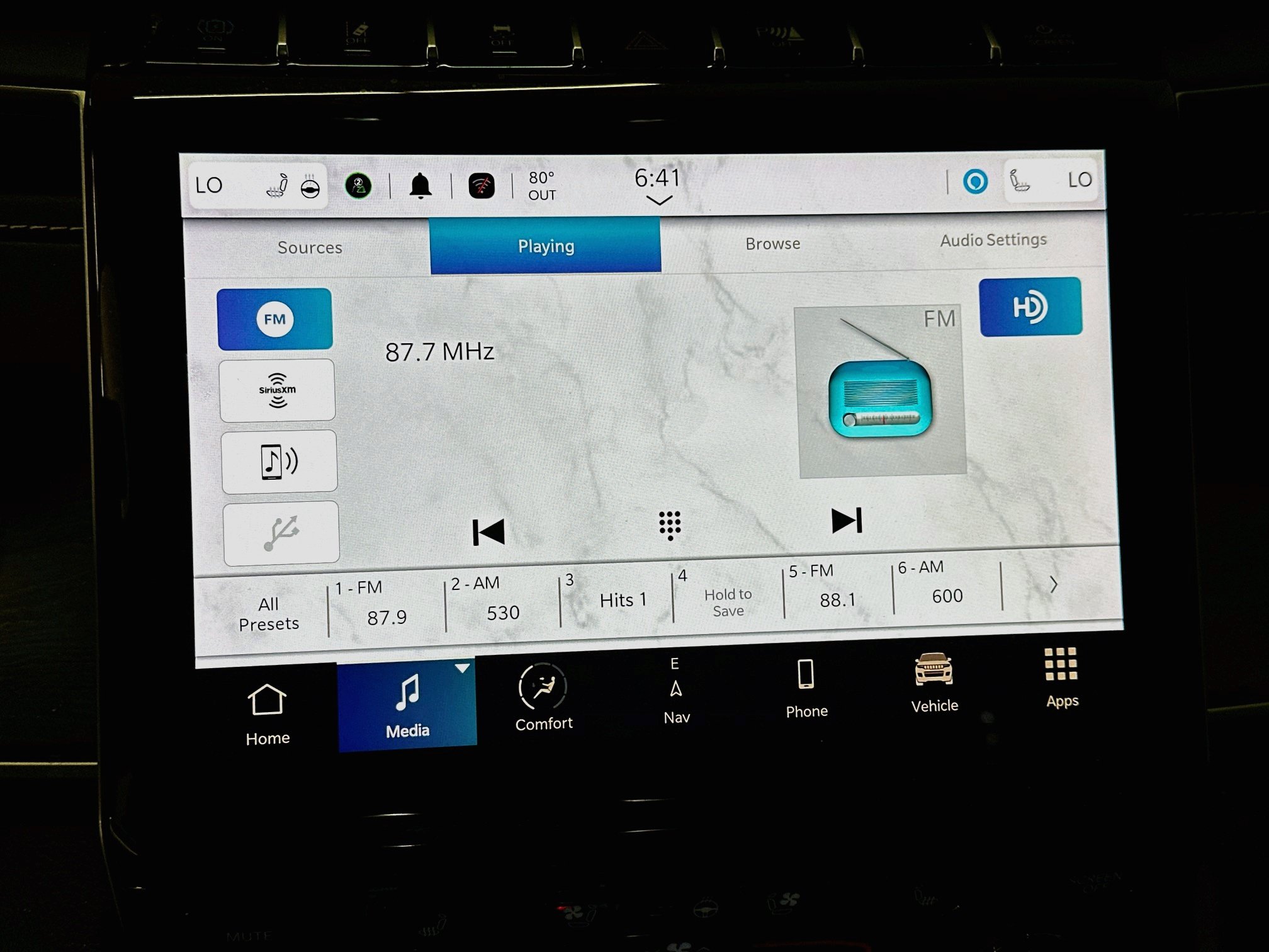 Used 2023 Jeep Grand Cherokee 4WD 4xe w/ Luxury Tech Group II image 21