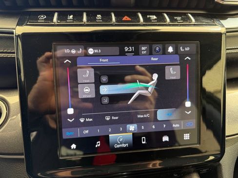 Used 2021 Jeep Grand Cherokee L Laredo w/ Luxury Tech Group I RWD image 43