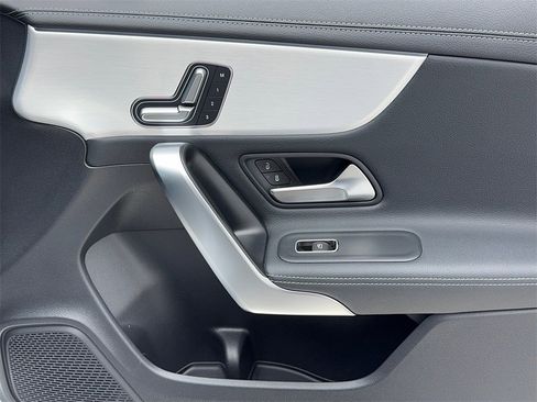 Used 2025 Mercedes-Benz CLA 250 image 48