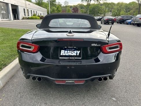 Used 2018 FIAT 124 Spider Abarth w/ Convenience Group RWD image 7