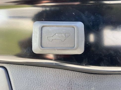 Used 2025 Toyota RAV4 XLE Premium w/ Weather Package AWD/4WD image 9