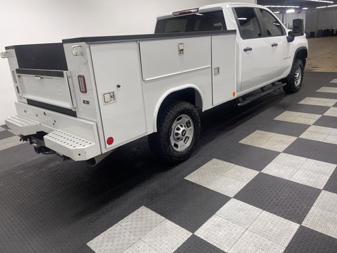 Used 2022 Chevrolet Silverado 2500 W/T w/ WT Convenience Package image 5