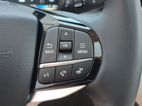 Used 2025 Ford Explorer Platinum w/ Ultimate Package AWD/4WD image 24