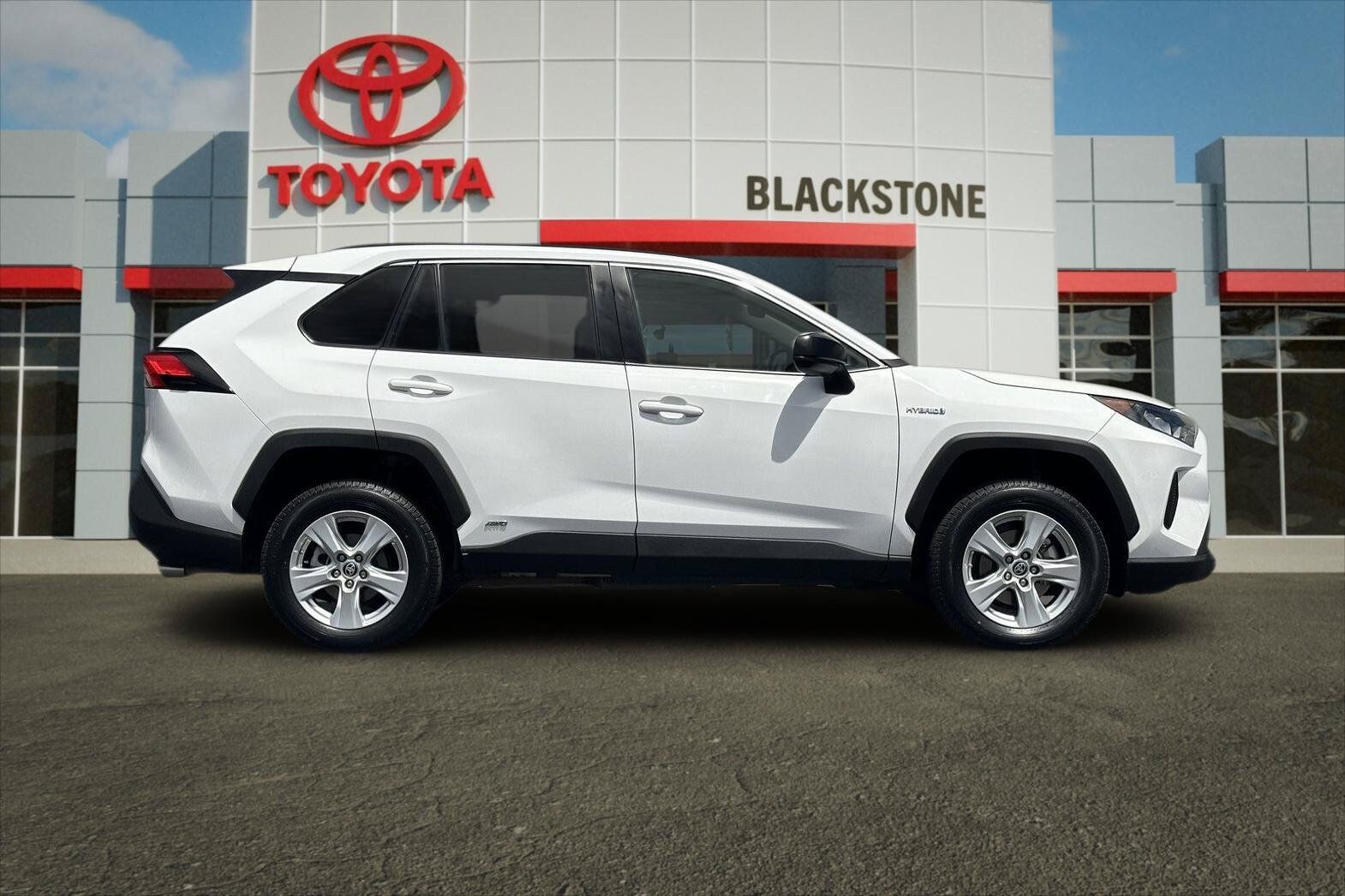 Certified 2021 Toyota RAV4 LE AWD/4WD image 2