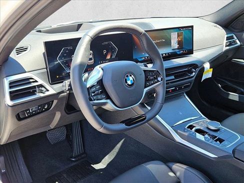Used 2025 BMW 330i 330i w/ Premium Package image 3