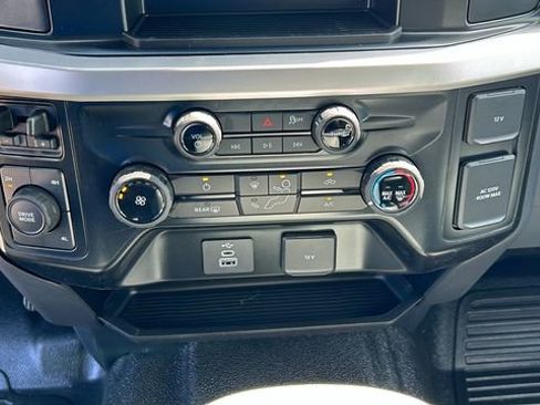 New 2025 Ford F550 4x4 SuperCab Super Duty image 17