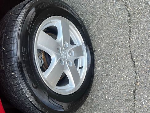 Used 2005 Dodge Grand Caravan SXT w/ Premium Group image 21