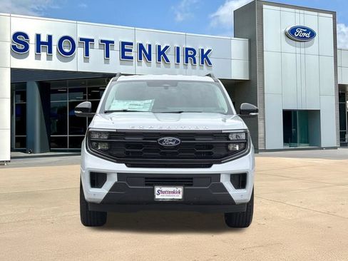 New 2026 Ford Expedition Active RWD image 2
