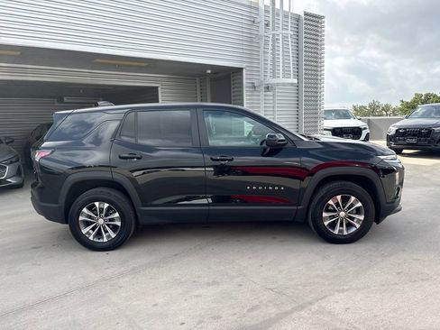 Used 2025 Chevrolet Equinox LT FWD image 7