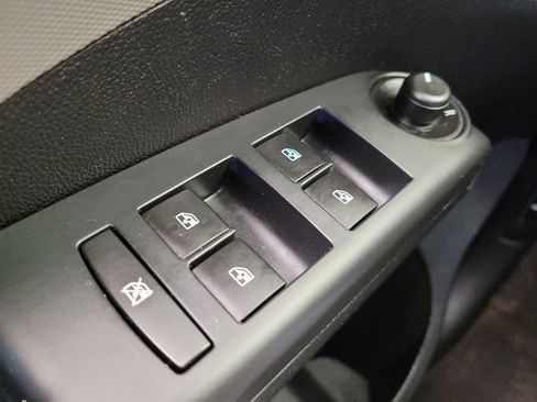 Used 2016 Chevrolet Sonic LT FWD image 27