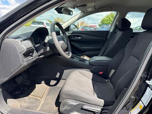 Used 2023 Honda Accord LX image 5