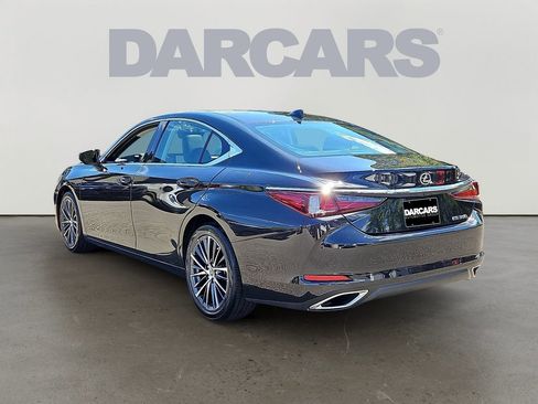 Used 2023 Lexus ES 350 w/ Premium Package image 5