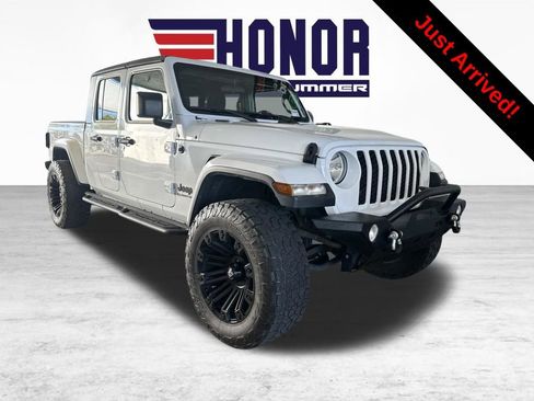 Used 2021 Jeep Gladiator Sport AWD/4WD image 1