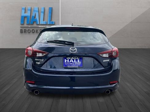 Used 2018 MAZDA MAZDA3 Touring FWD image 4