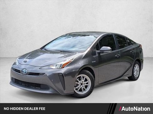 Used 2022 Toyota Prius LE FWD image 1
