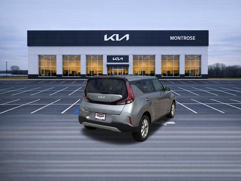 Certified 2024 Kia Soul LX w/ Option Group 015 FWD image 5