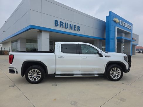 Used 2022 GMC Sierra 1500 Denali AWD/4WD image 21