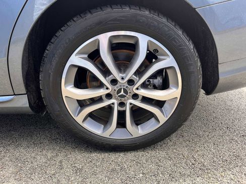 Used 2017 Mercedes-Benz C 300 4MATIC Sedan image 27