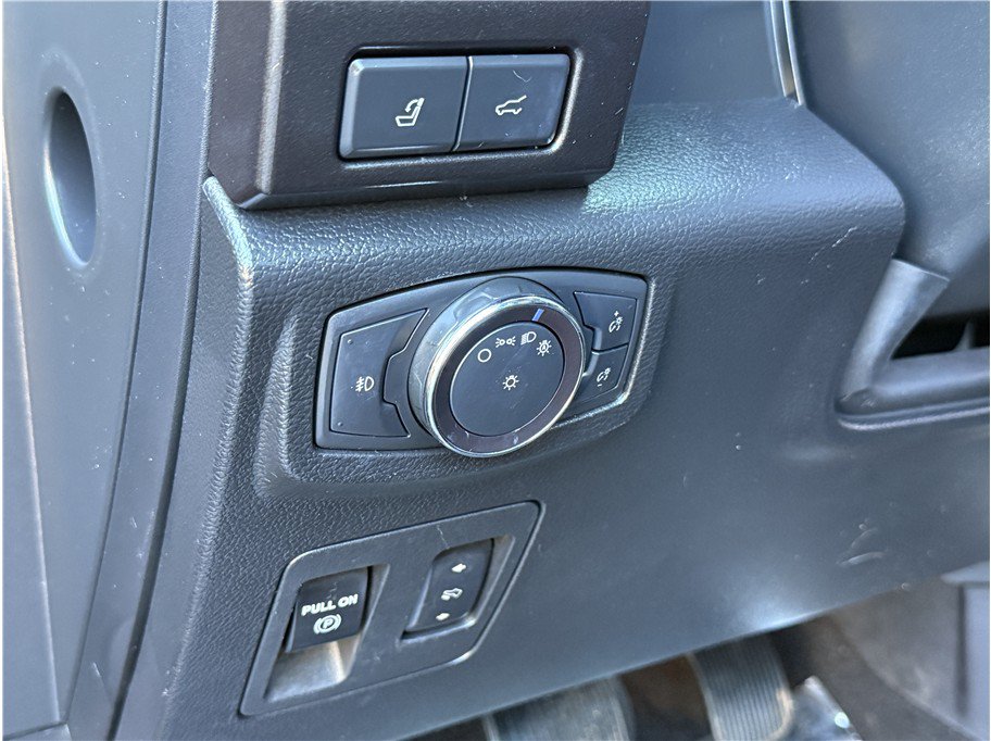 Used 2019 Ford Expedition Max Limited RWD image 25