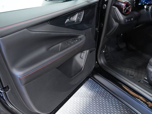 Used 2025 Chevrolet Blazer EV RS AWD/4WD image 33